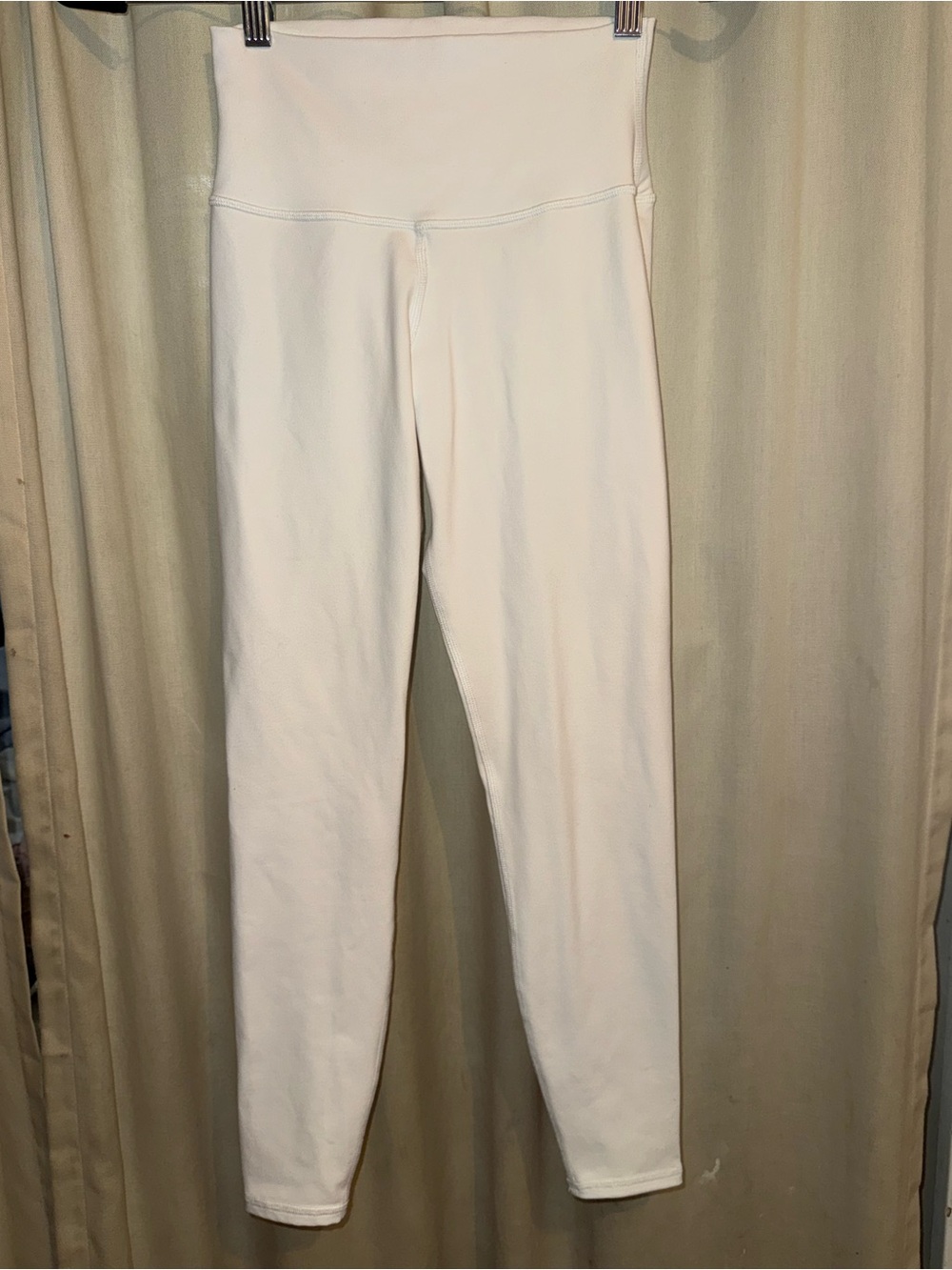 Alo Yoga White High Waisted Leggings Size XS Reflective Logo